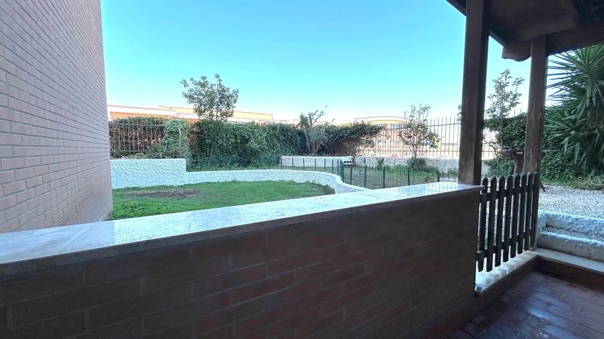 Апартаменты Alba Rossa Garden Retreat Понте-Галерия 0*,  Италия